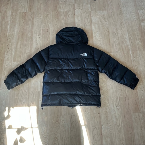 Men’s North Face Black Down Puffer Coat - Picture 4 of 5